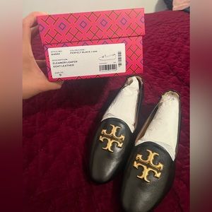 Tory Burch shoes size 9 ELEANOR LOAFER
GOAT LEATHER perfect Black